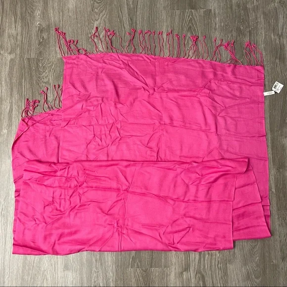 NWT Bijoux Terner Solid Fuchsia/Hot Pink Pseudo Pashmina Fringed Oblong Scarf - Picture 5 of 7